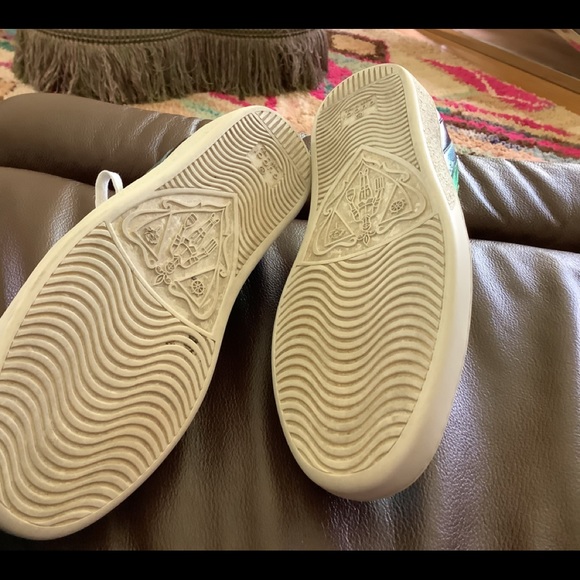 Gucci Ace Metallic Rainbow Sneakers - Picture 9 of 10